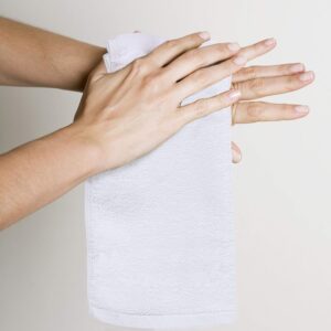 Maples Borderless Face Towel – 100% Cotton, 600 GSM, Soft and Highly Absorbent - Image 8