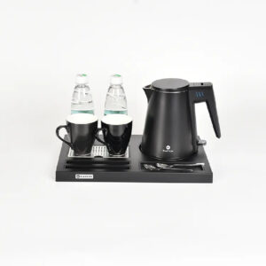 Easton 0.6L Electric Kettle with Tray, Cordless | 800W Stainless Steel & Plastic Body - Matte Black. - Image 3