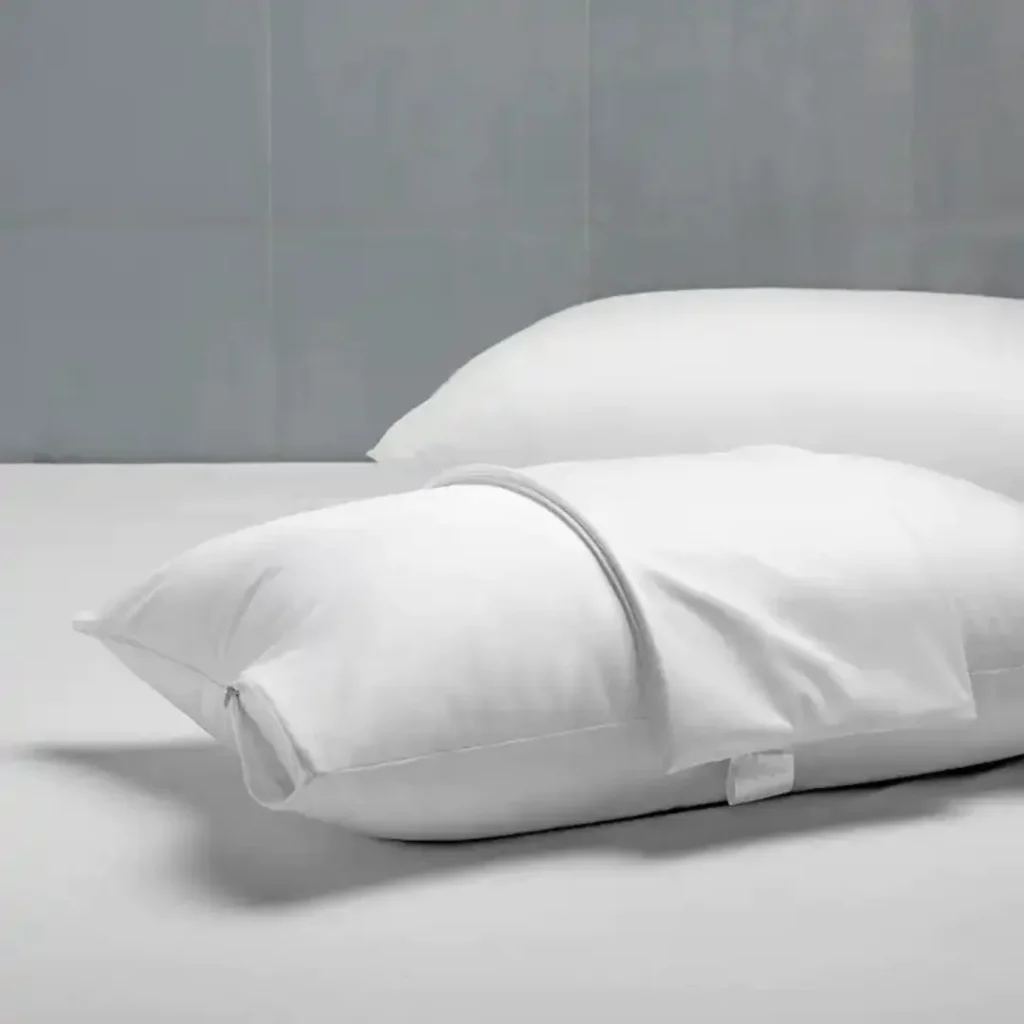 Hygienic hospital pillow protectors, washable and durable