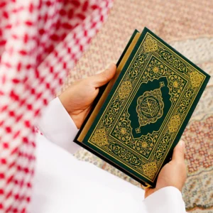 Maples Al-Quran – Elegant Al-Madinah Edition with Premium Binding and Paper Sleeve - Image 2